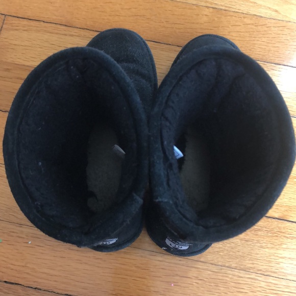 Bearpaw 7” black youth pull on boot - Picture 3 of 5